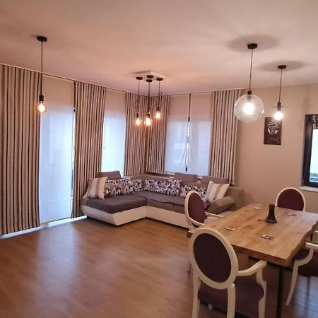 Tonitza Apartament Κλουζ-Ναπόκα Εξωτερικό φωτογραφία
